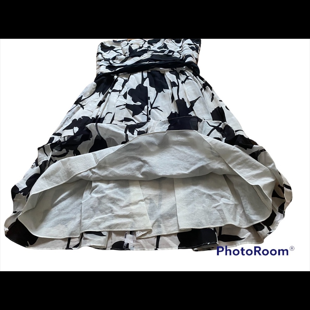 Women’s Size 10 Black House White Market Black & White Floral Dress - Picture 5 of 10